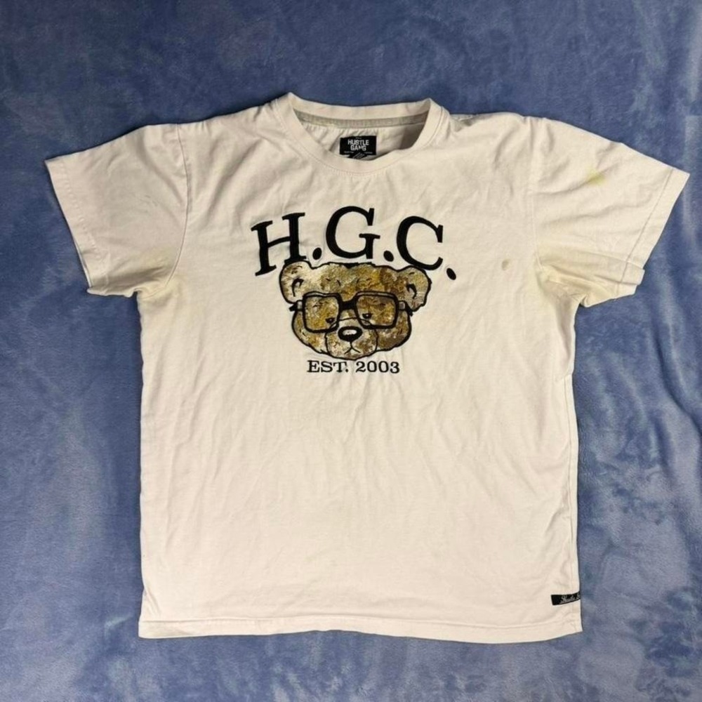 Hustle Gang white‎ tee with bear graphic men Size M